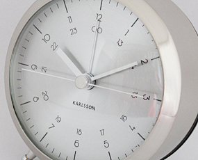 KARLSSON（カールソン）目覚し時計、オランダデザイン「ボタン 