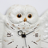 振り子時計 フクロウ 日本製 陶器 白ふくろう アナログ 掛け時計 羽ばたき　(CY-Y9861)