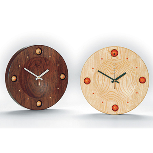 掛け時計 天然木 日本製 木製 四角 夢九鳥時計〔ムクドリ時計〕 (DP-MARU4)